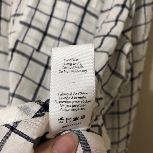 Elizabeth and James Carine Button Down Shirt—XL - Picture 11 of 12